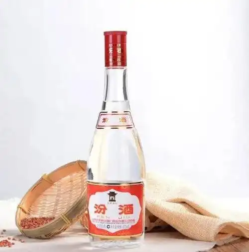汾酒是清香型白酒的典型代表,因产于山西省汾阳市杏花村,又称"