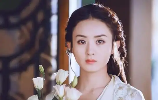 离婚2年后,回顾冯绍峰两人婚姻,网友称:赵丽颖没有放过冯绍峰