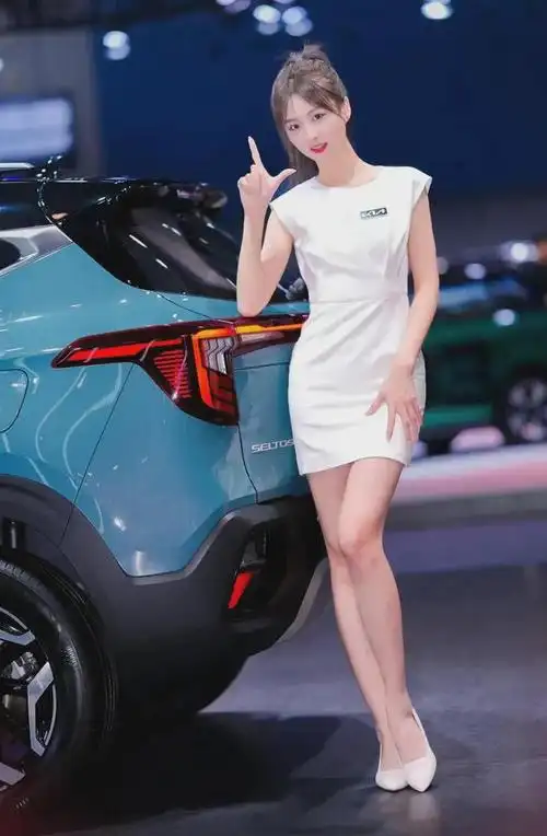 美女车模事业巅峰期结婚生子,伤了多少粉丝的心?