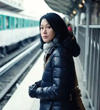 江湖传言刘若英有过5段扑朔迷离的感情,从陈升到陈国富,她从来没有