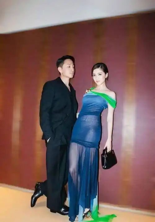 和林峰分手6年后,她嫁入300亿豪门:长得漂亮,不如活得漂亮_吴千语