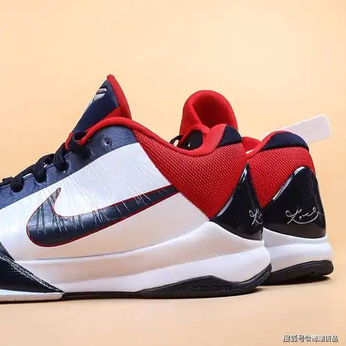 拥有一双科比球鞋,成为学生党的梦想!