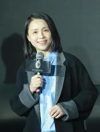 李维嘉否认与龙丹妮是夫妻 网友不死心再曝石锤!