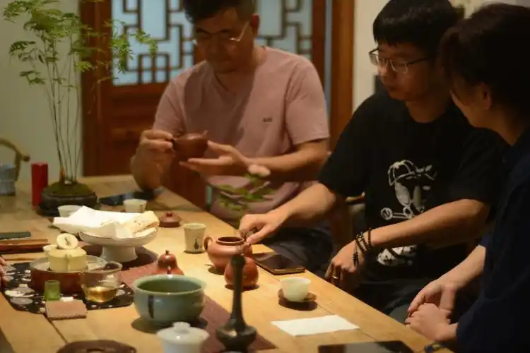 加入茶友群一起聊天喝茶认识更多朋友