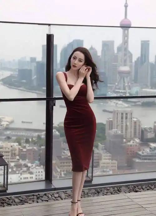 谁才是娱乐圈顶级女明星s型身材王中王第一名超出你的想象