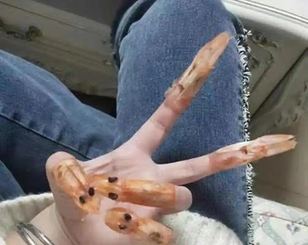 这些指甲不是[搞笑][捂脸]