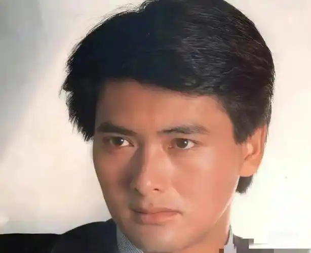 67岁的他重回颜值巅峰依然帅气,很可能复出拍电影_生活_照片_网友