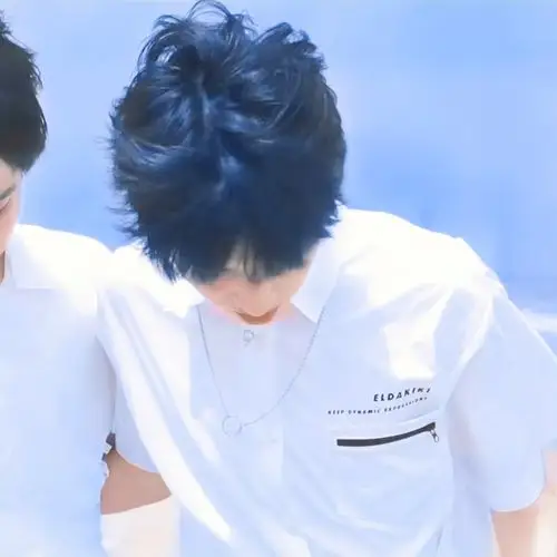 "那第三颗糖怎么也找不到" 翔霖 严浩翔x贺峻霖