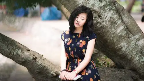 夏天亚洲女孩,悲伤 壁纸 - 1920x1080 全高清