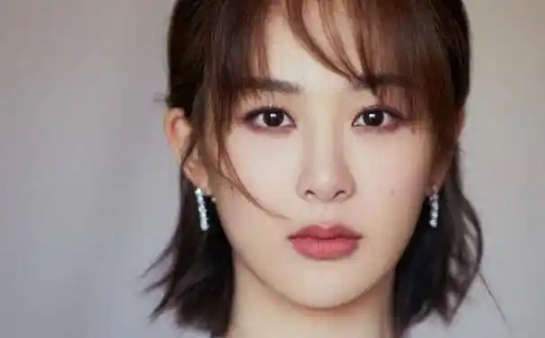 原创中国十大美女女明星排行榜第一个美到窒息