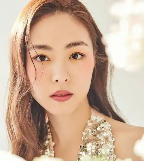 盘点宋承宪5位绯闻女友,每位都是女神级人物_交往_恋情_情侣