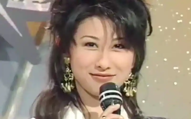 【叶倩文】1984-2003劲歌金曲季选cut_哔哩哔哩_bilibili