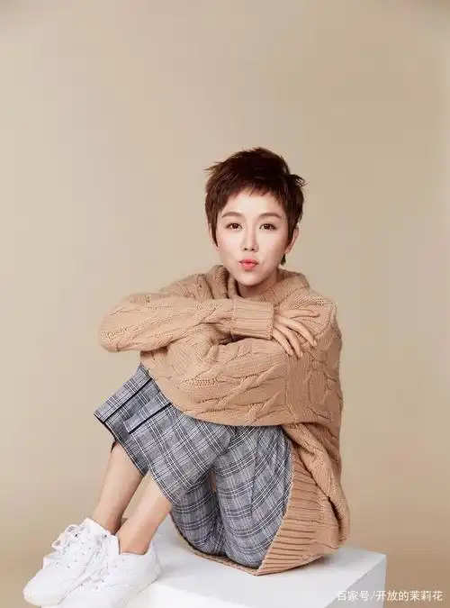 短发女孩有独特的魅力(姜妍)