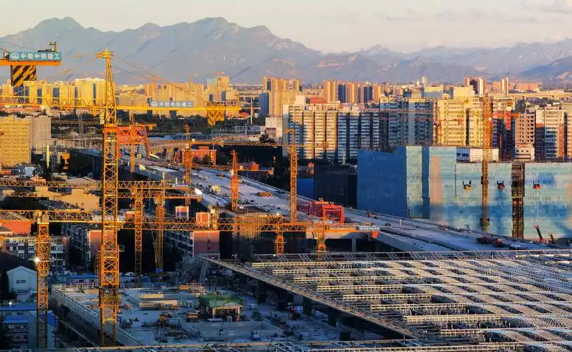 北京丰台站主体结构全面封顶