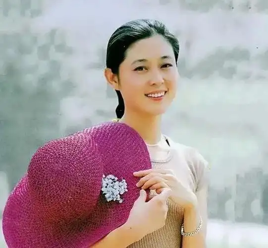 倪萍20张精美的照片