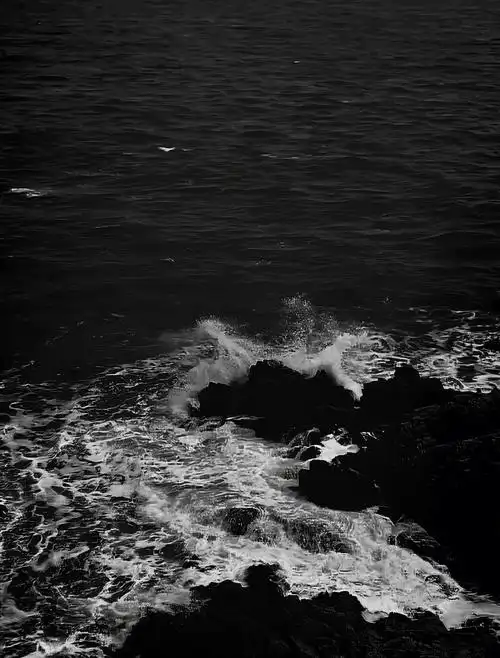 微信背景黑色系