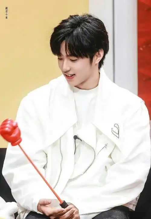 六公主镜头下的刘耀文#真实的少年感,央视镜头下的新人演员刘耀文