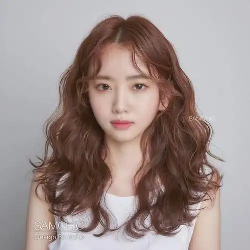 中长发发型推荐5:aureole perm