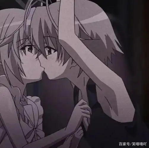 可爱到爆的情侣头像,快和男朋友一起用吧