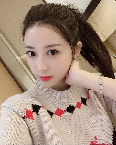 继宣云晒婚戒后,潘玮柏发文自励难掩心伤,罗志祥点赞证兄弟情深_luna