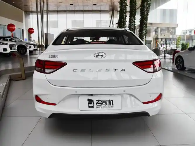 悦动手动低配怎么样现代悦动轿车低配多少钱