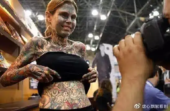 吉尼斯世界之最,15岁少女和小男孩偷吃禁果成最小父母,太可怕