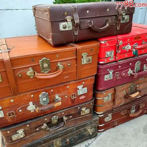 文革怀旧古董老物件老式行李箱皮箱大号手提箱大皮包装饰摆件