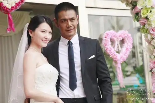 原标题我怀了你的孩子热映徐洁儿上演完美人妻