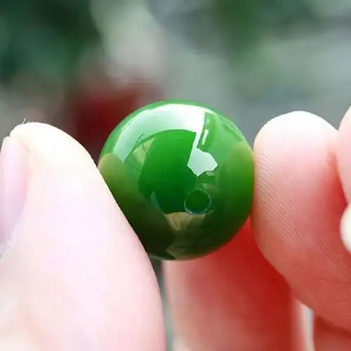 碧绿色和田昆仑碧玉玉珠子散珠满绿色碧玉手链项链配饰