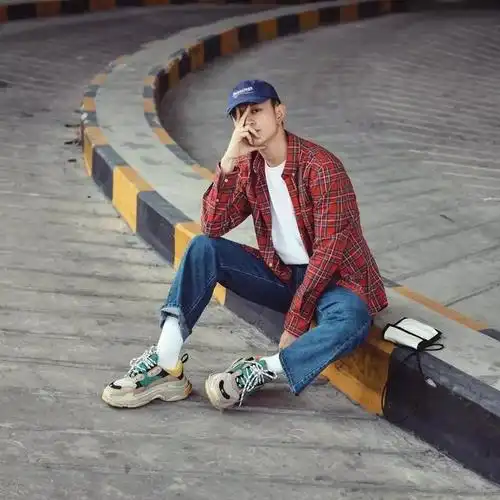 男生拍照,12个拍照姿势可以摆,阳光,帅气又好看