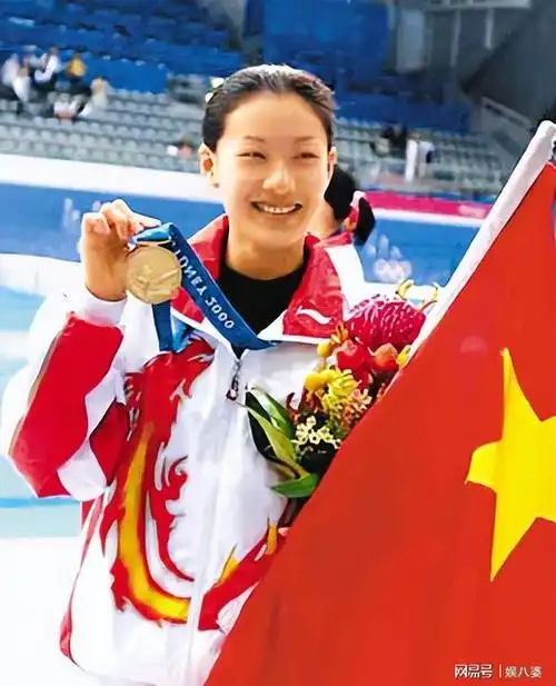 "跳水皇后"伏明霞:不顾父母反对嫁大26岁富商,她的婚姻幸福吗|奥运会