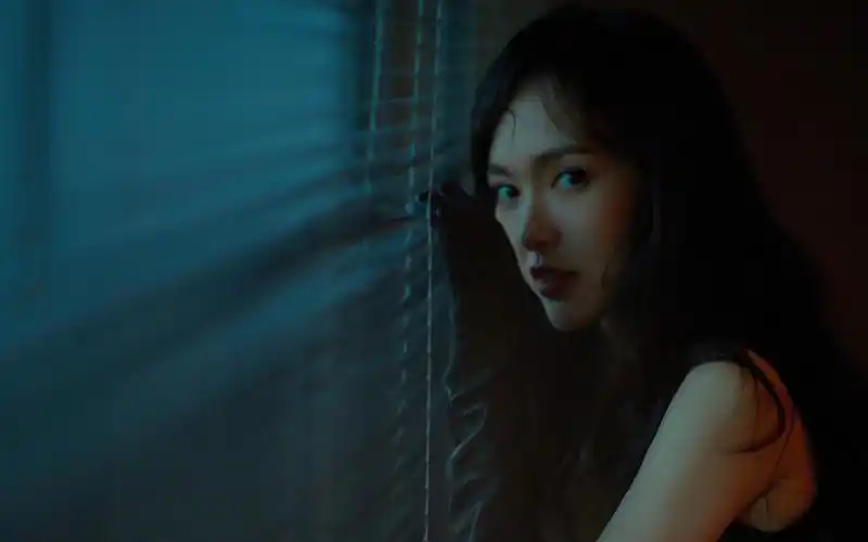 唐嫣黑色套装性感高清桌面壁纸