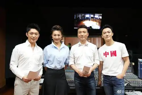 梦幻联动宝石老舅跟央视主持人康辉李梓萌合作出歌