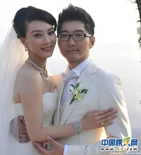 组图:陈数整容前旧照曝光 气质外貌巨变如换脸