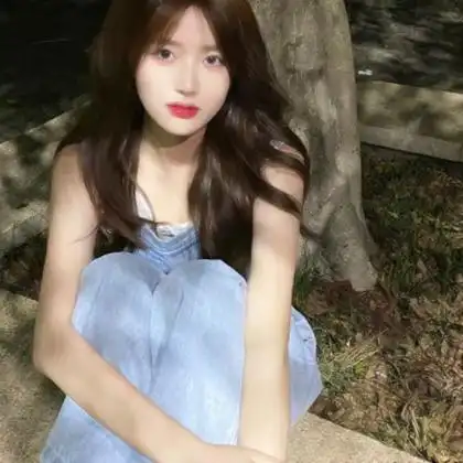 女生头像真人阳光