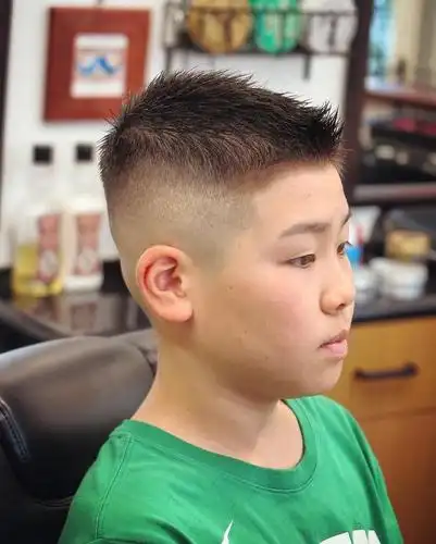 "最帅气"小男孩发型17款,时尚有型显精神,爸爸妈妈们快收藏