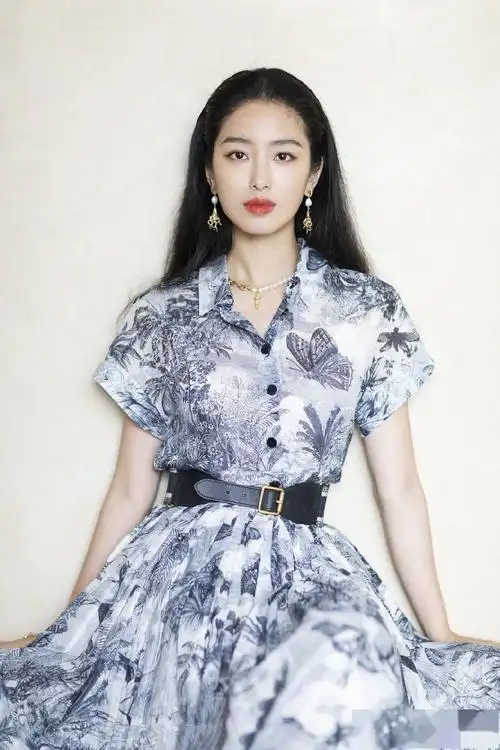 杨采钰:写真图集