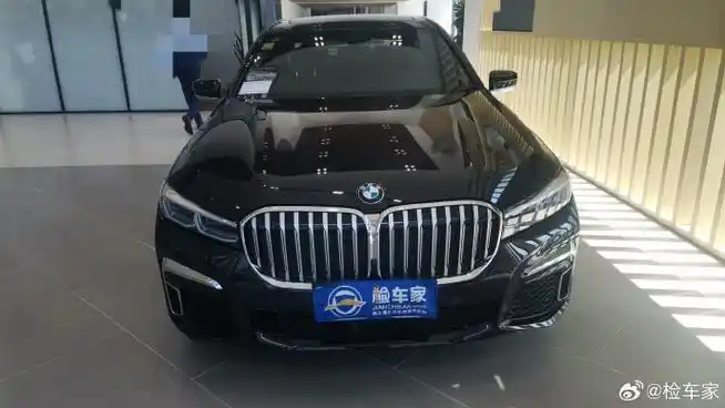 昨天,帮一位上海松江区的粉丝大哥检测了一台2021款宝马740li,当