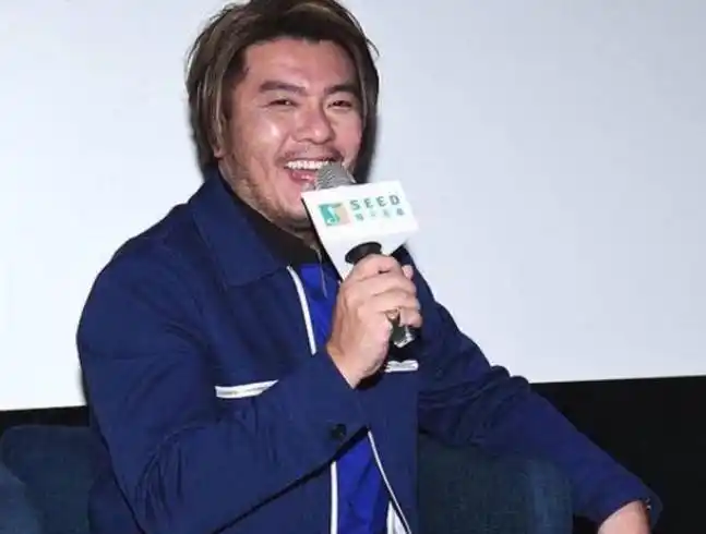 阿杜变身油腻男出席听歌会网友岁月还是很那把杀猪刀