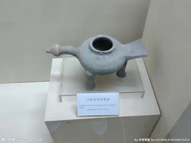 黄永玉博物馆古代夜壶