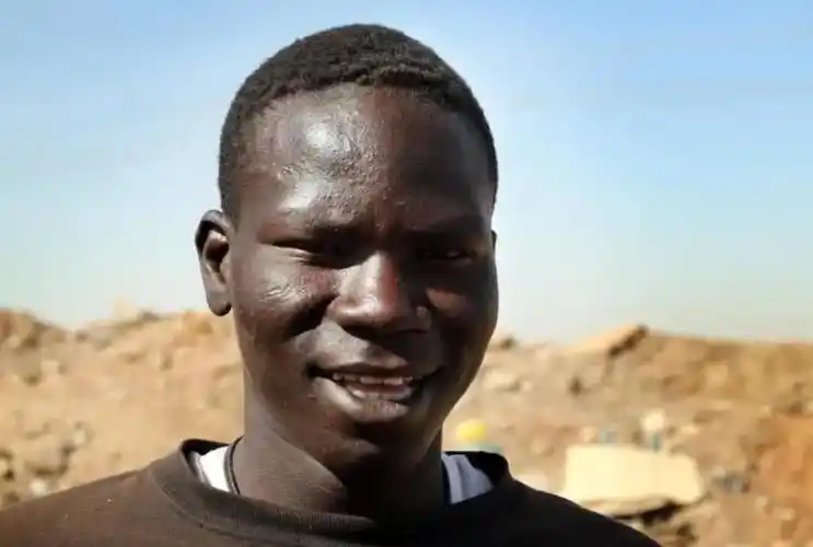 非洲人为什么那么黑(非洲黑人皮肤黑是因为炎热吗)-和顺网