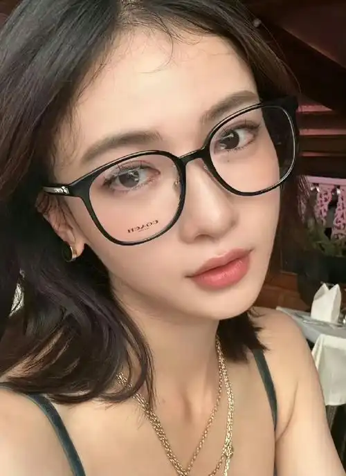 吴谨言#姐姐头小脸小比例好