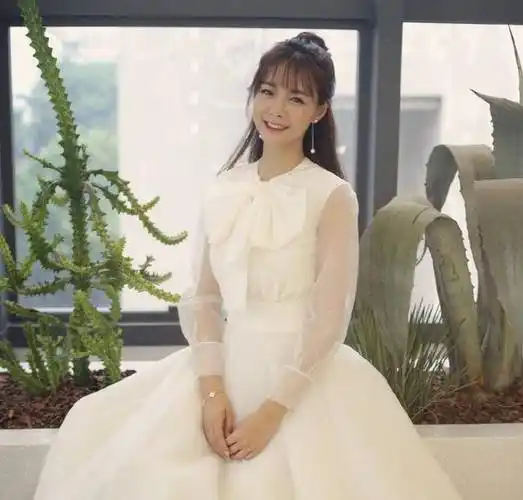 原来不是每个人都"一胖毁所有"_吴昕_沈梦辰_李维嘉