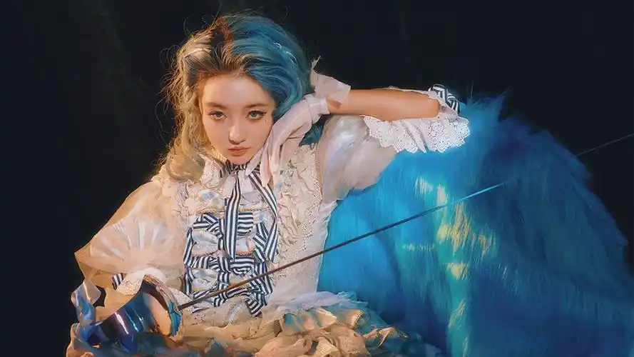 骑士少女酷飒气质写真,高清壁纸图片,大陆美女-回车桌面