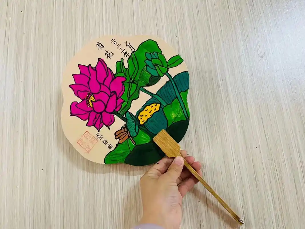 清凉一夏 扇子画#一起学画画 #手绘 #儿童绘画作品 #想画 - 抖音