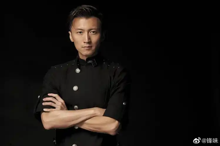 近年创立的饮食品牌"锋味",同时谢霆锋还开餐厅和制作美食节目