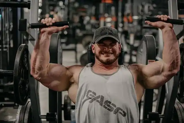 不用担心力量不增长全面提升肌肉力量从科学的健身动作开始