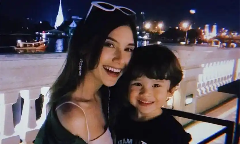 泰国男星mike前女友sara发文滚出我和我儿子的生活