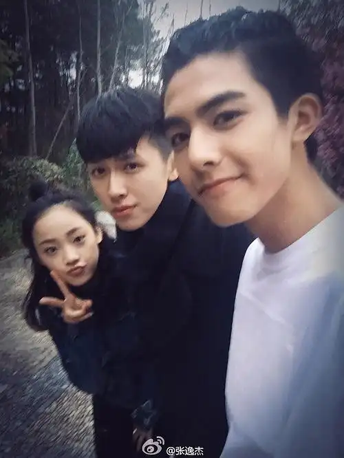 张逸杰这小伙子越来越帅了啊,有时候还迷之像柯震东