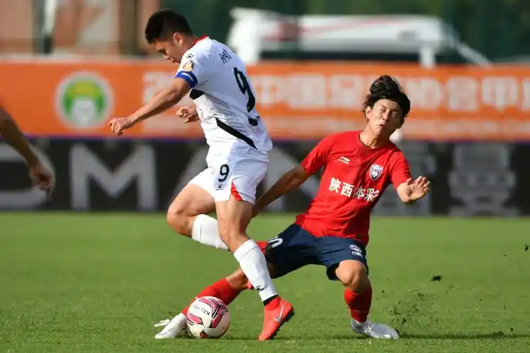 足球——中甲:陕西长安竞技胜淄博蹴鞠_比赛_球员_南京